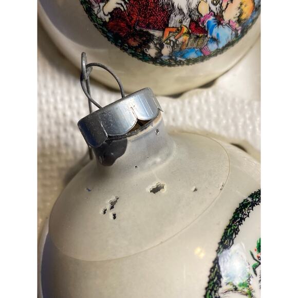VTG Corning Christmas Classics Hand Decorated Glass Ornaments (4) - Picture 10 of 14